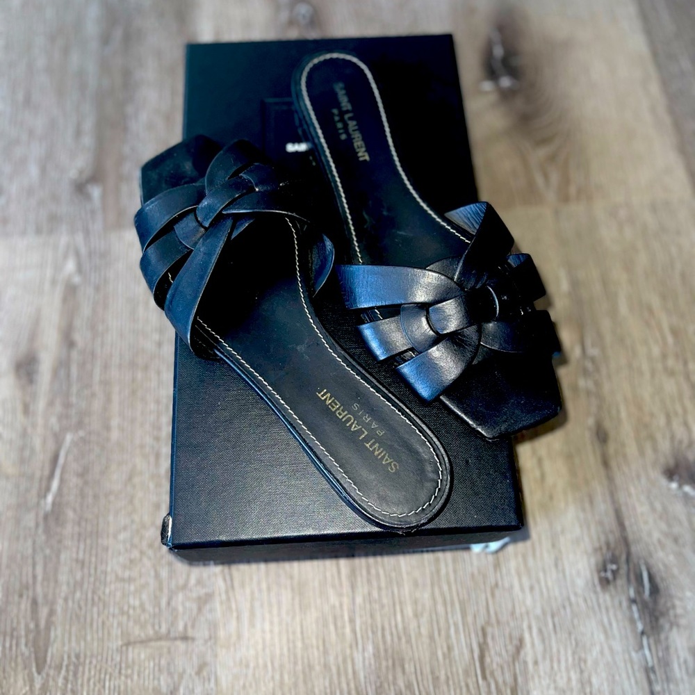Saint Laurent Tribute Sandal